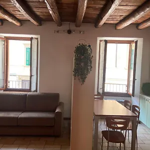 Bed On The Monolocale Vista Como